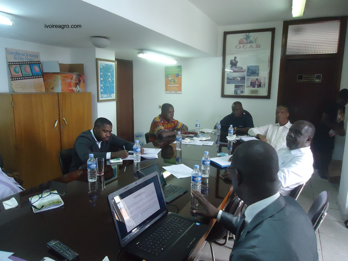 01/02/17 Rencontre ANOPACI et l’OCAB pour une nouvelle stratégie agricole en Côte d’Ivoire : le PCA de l’OCAB déplore la disparition des petits agriculteurs